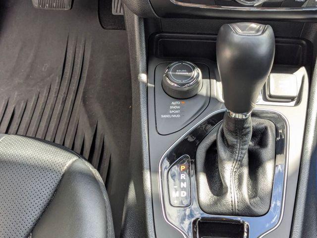used 2023 Jeep Cherokee car, priced at $25,390