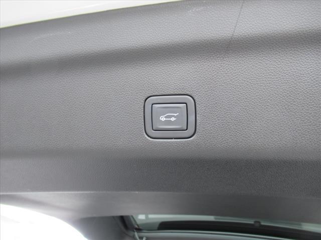 used 2023 Chevrolet Suburban car