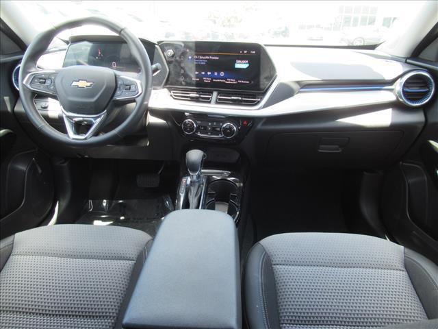 used 2025 Chevrolet Trax car, priced at $22,964
