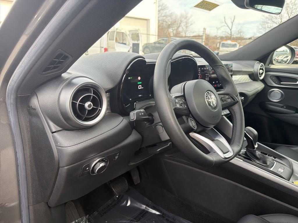 used 2024 Alfa Romeo Tonale car, priced at $24,890