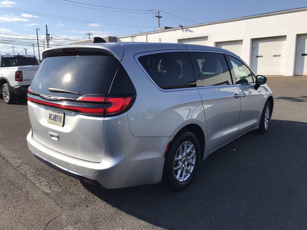 used 2024 Chrysler Pacifica car, priced at $26,980