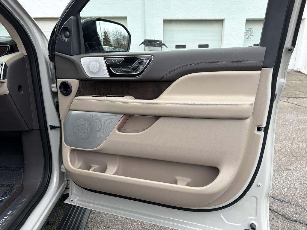 used 2022 Lincoln Navigator car, priced at $54,890