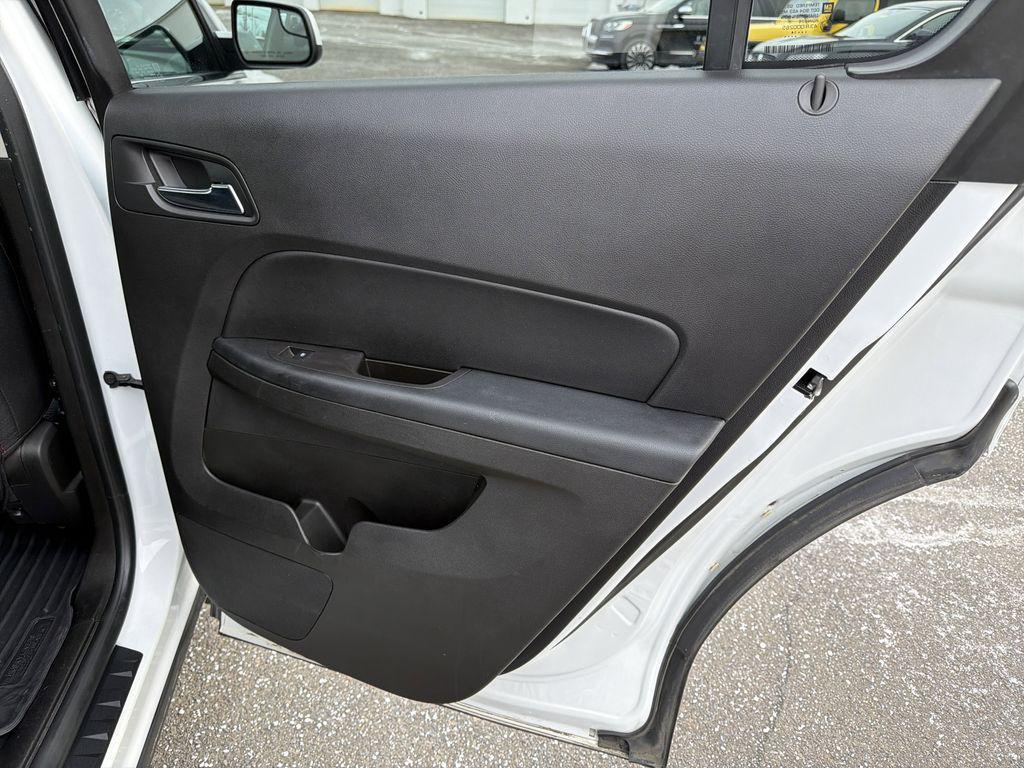 used 2014 Chevrolet Equinox car, priced at $9,890