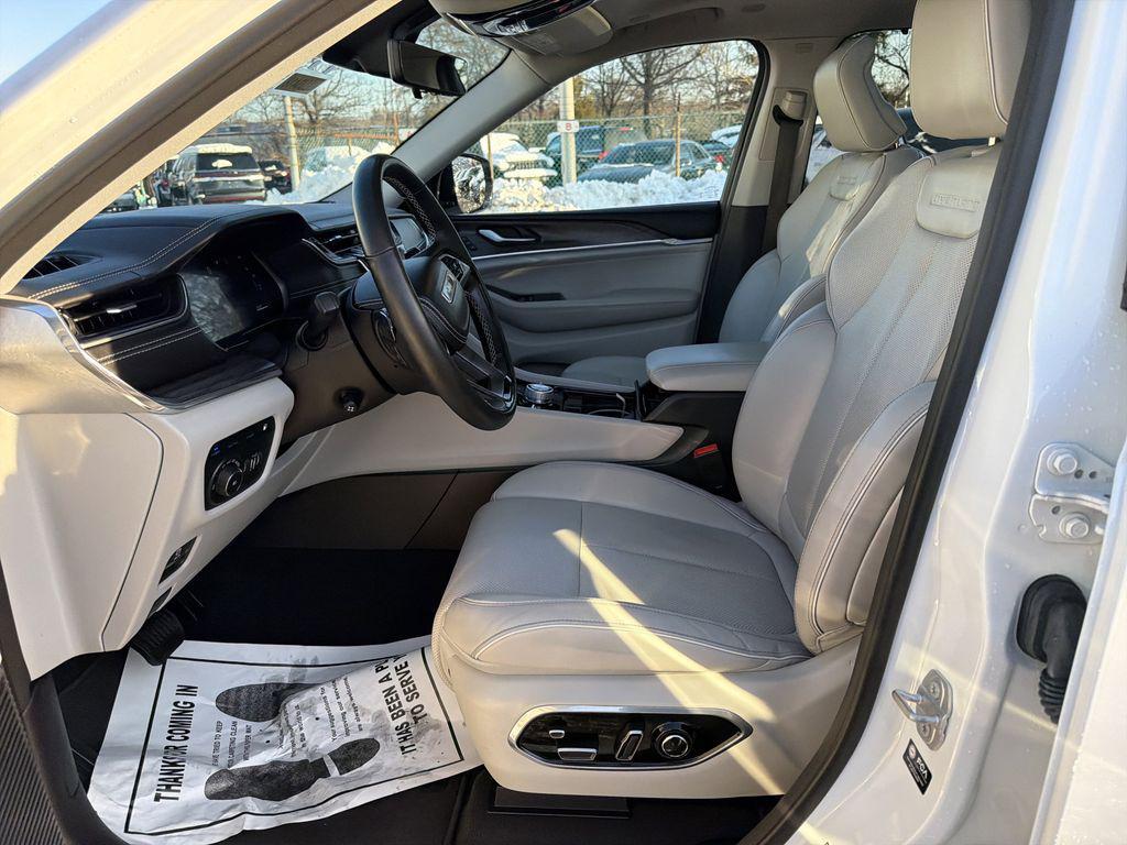 used 2022 Jeep Grand Cherokee 4xe car, priced at $34,890