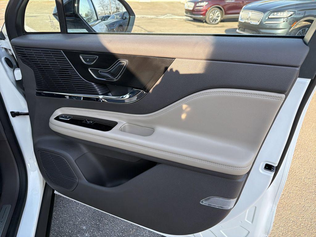 used 2022 Lincoln Corsair car, priced at $28,890