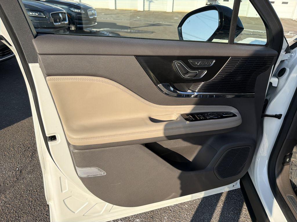 used 2022 Lincoln Corsair car, priced at $28,890