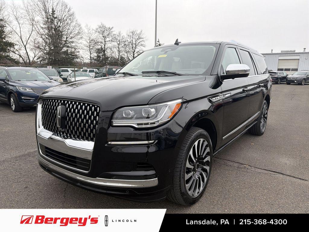 used 2023 Lincoln Navigator car, priced at $73,890