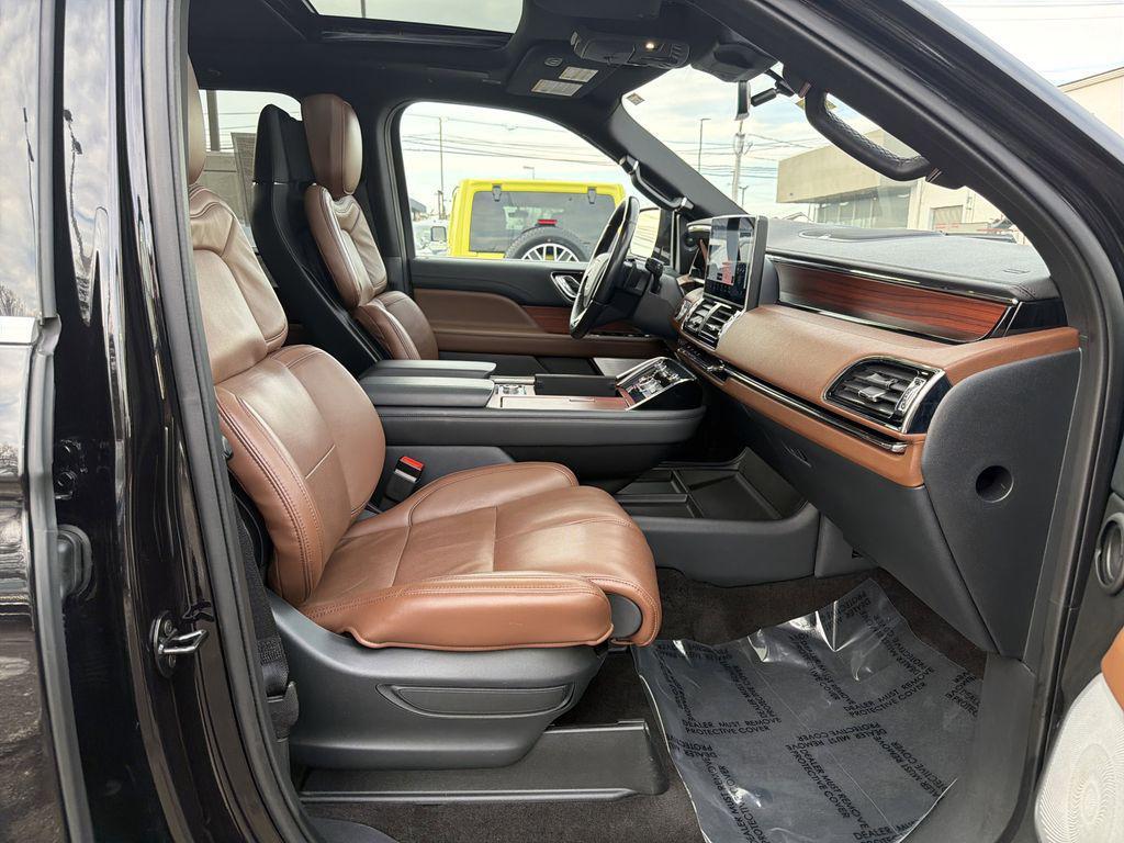 used 2024 Lincoln Navigator car, priced at $70,890