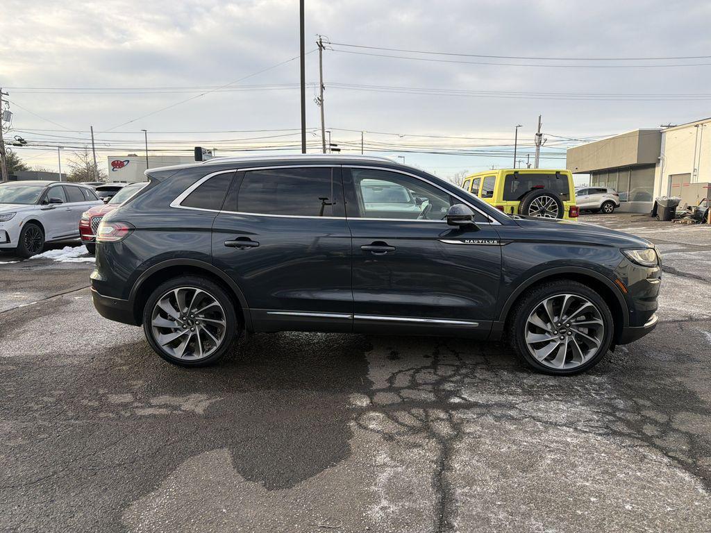 used 2022 Lincoln Nautilus car, priced at $30,890