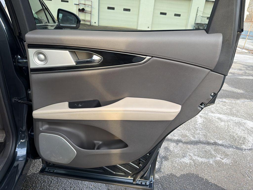 used 2022 Lincoln Nautilus car, priced at $30,890