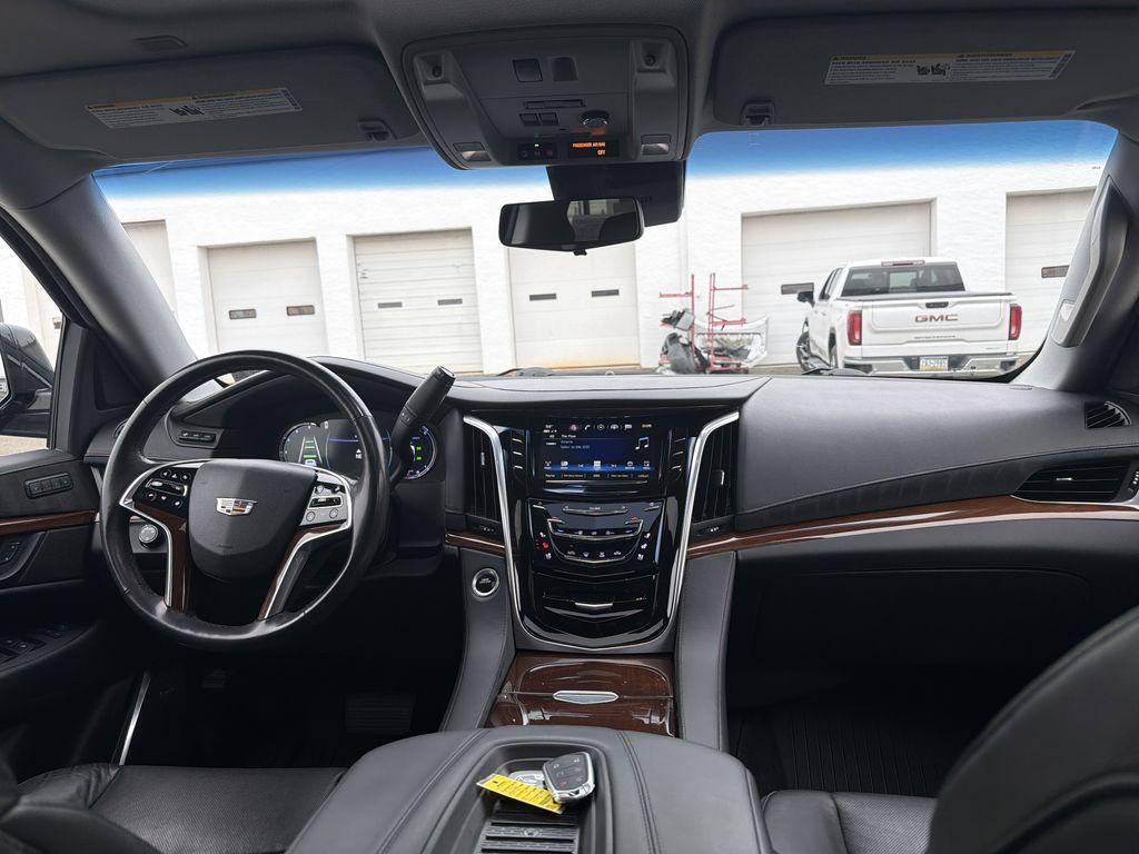 used 2019 Cadillac Escalade car, priced at $33,890