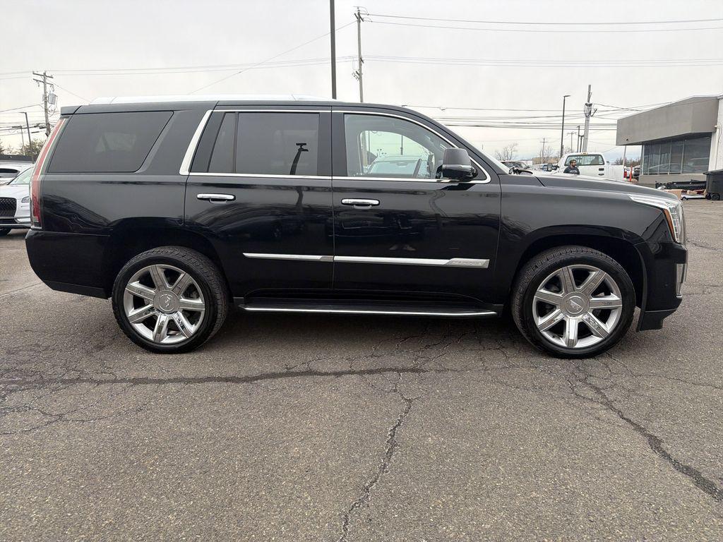 used 2019 Cadillac Escalade car, priced at $33,890