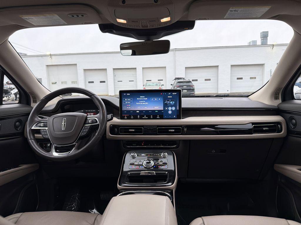 used 2022 Lincoln Nautilus car, priced at $33,890