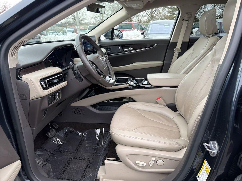 used 2022 Lincoln Nautilus car, priced at $33,890