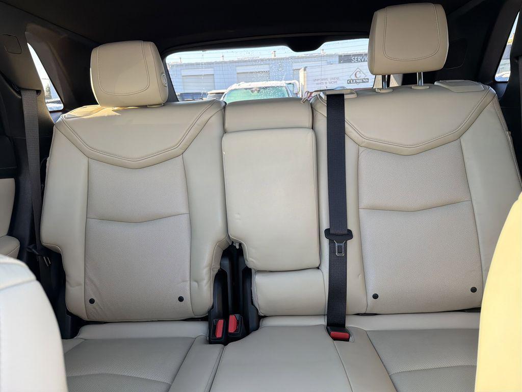 used 2018 Cadillac XT5 car, priced at $17,890