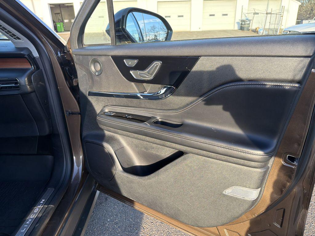 used 2022 Lincoln Corsair car, priced at $26,890