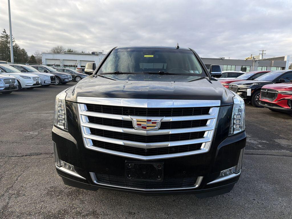 used 2018 Cadillac Escalade ESV car, priced at $34,890