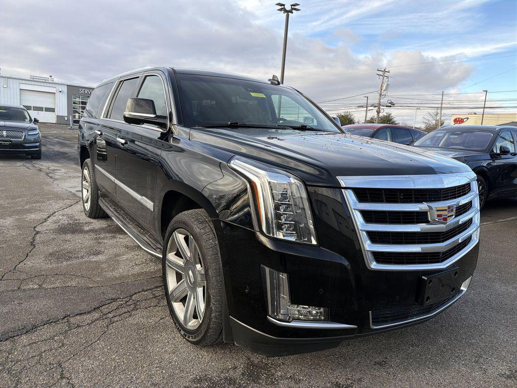 used 2018 Cadillac Escalade ESV car, priced at $34,890