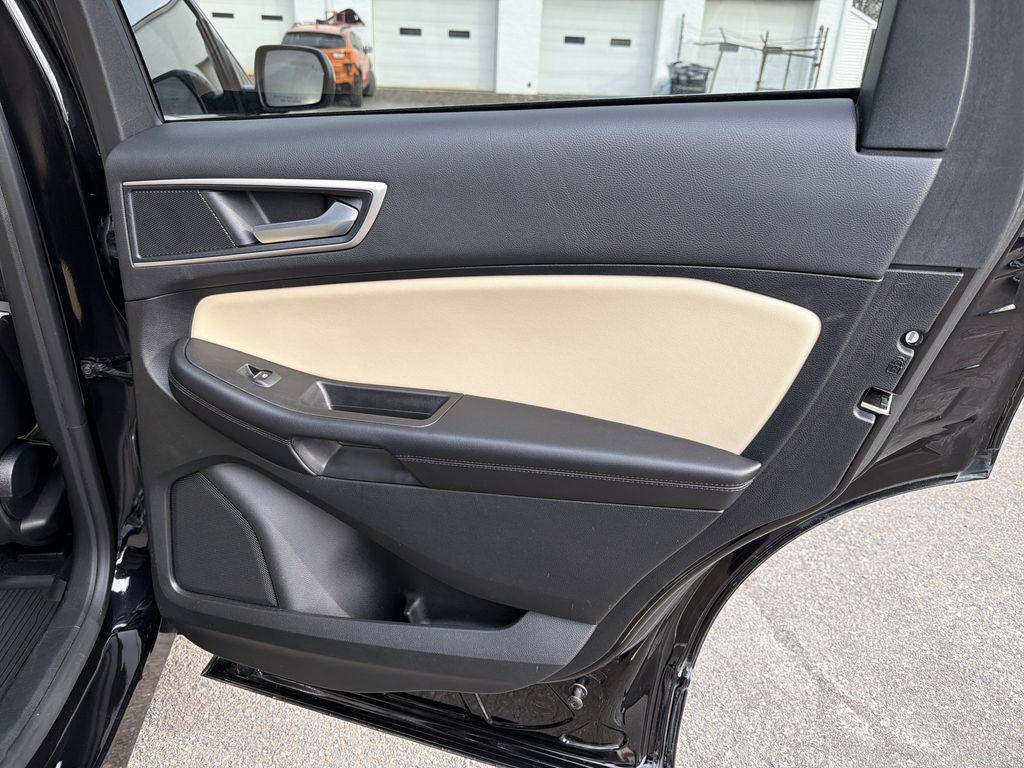 used 2023 Ford Edge car, priced at $24,890