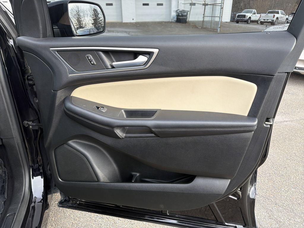 used 2023 Ford Edge car, priced at $24,890