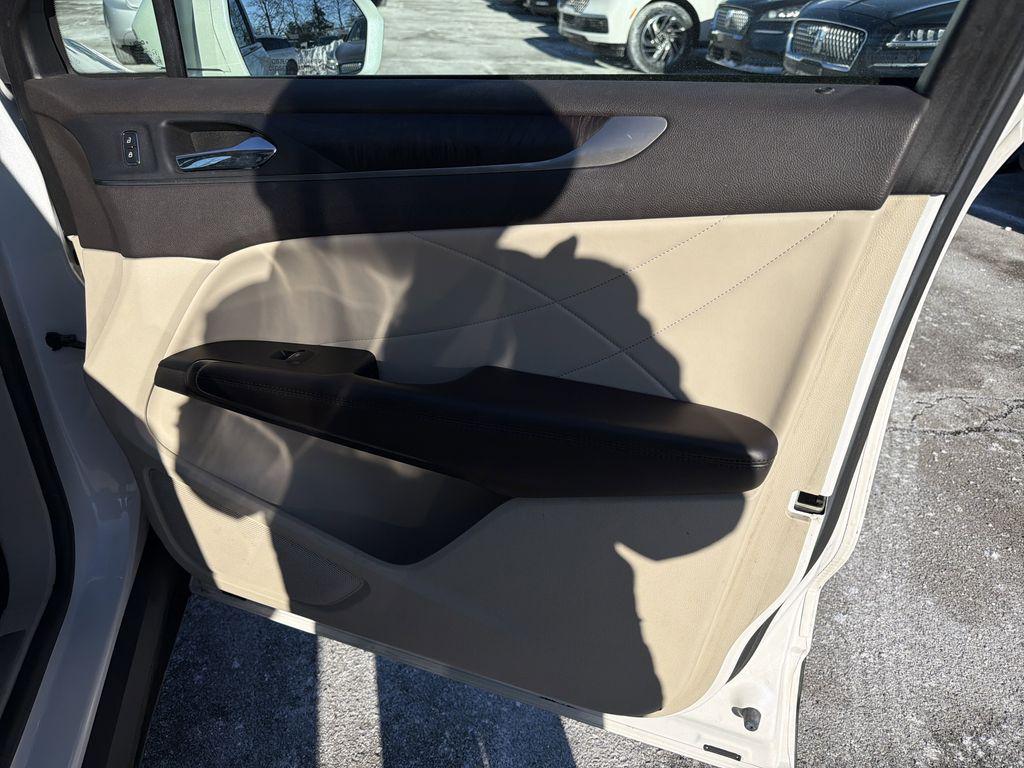 used 2017 Lincoln MKC car, priced at $13,890