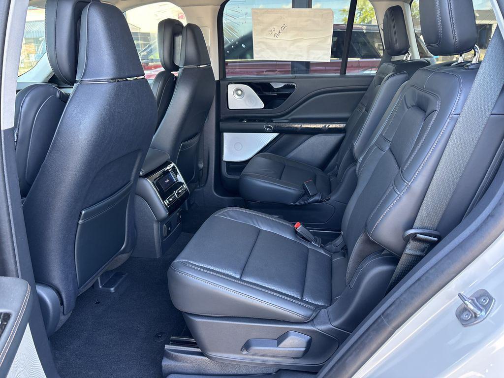 new 2025 Lincoln Aviator car, priced at $68,600