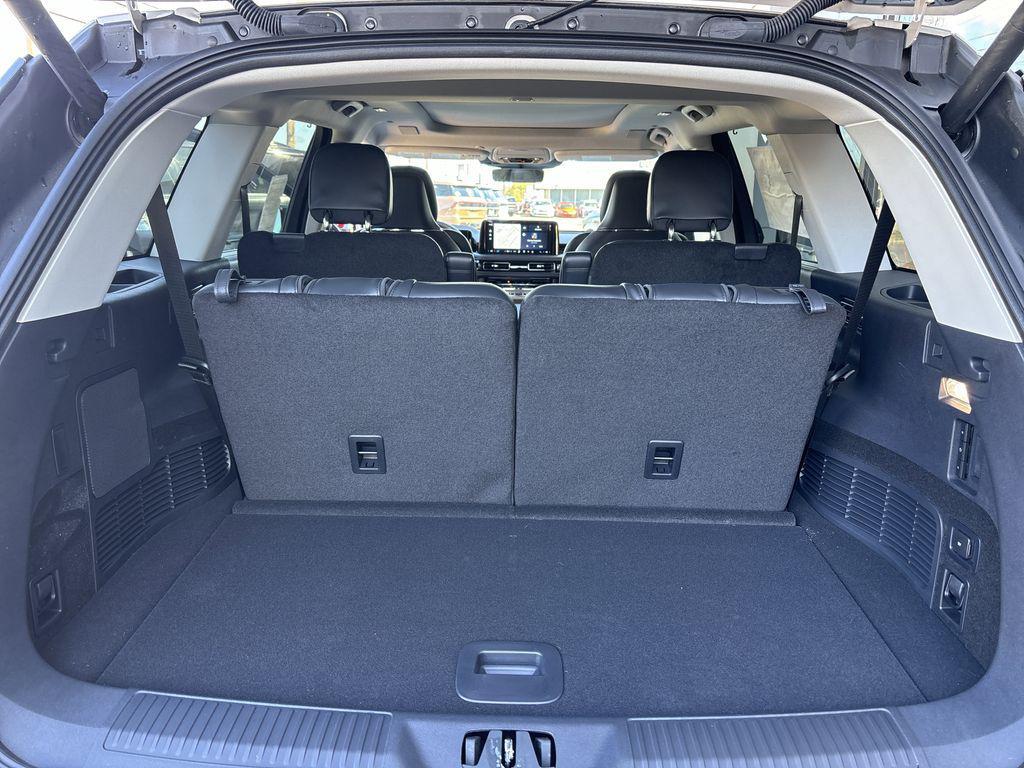 new 2025 Lincoln Aviator car, priced at $68,600