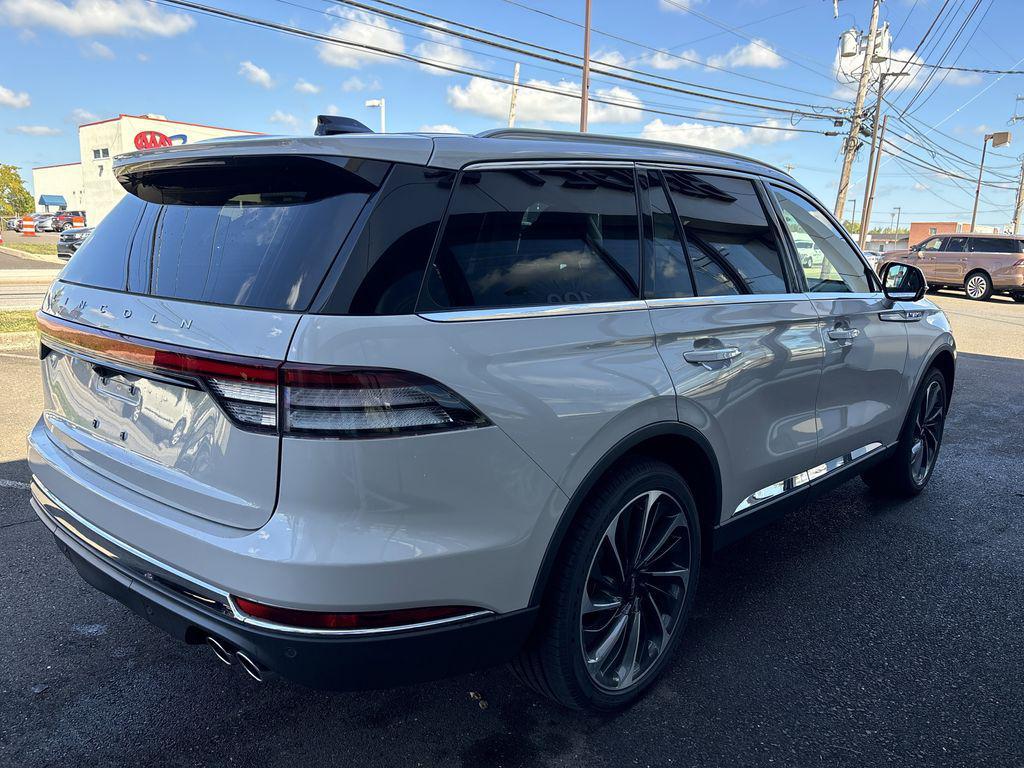 new 2025 Lincoln Aviator car, priced at $68,600