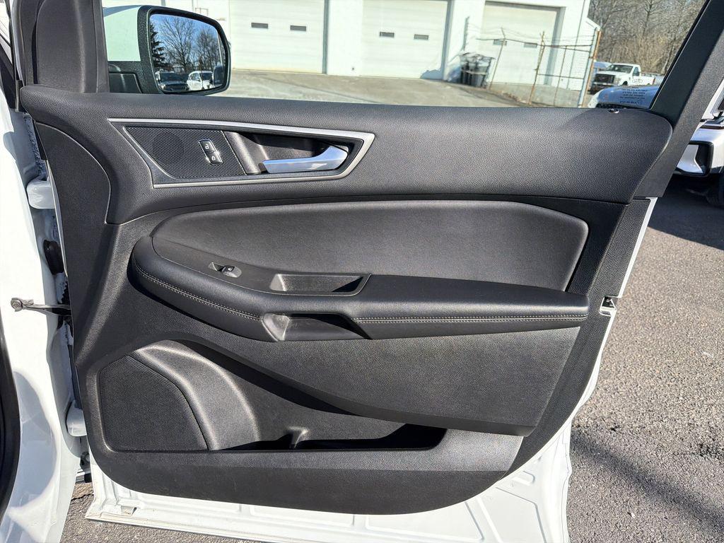 used 2024 Ford Edge car, priced at $26,890