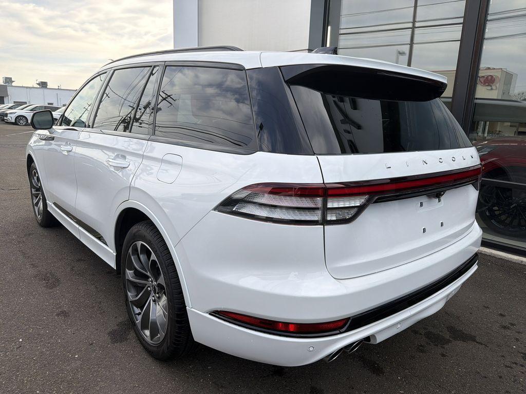 new 2026 Lincoln Aviator car, priced at $64,852