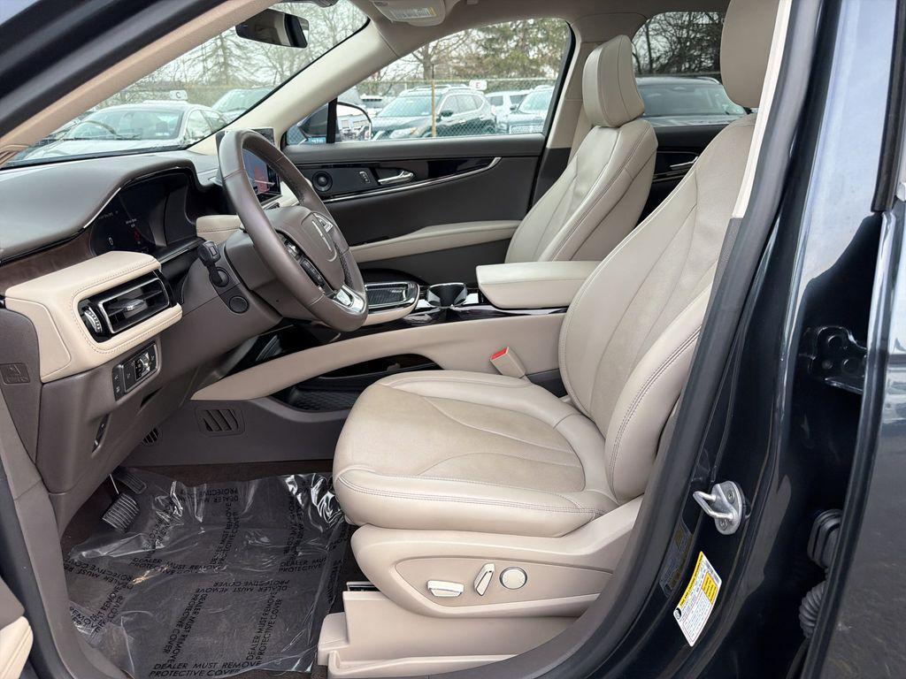 used 2022 Lincoln Nautilus car, priced at $34,890