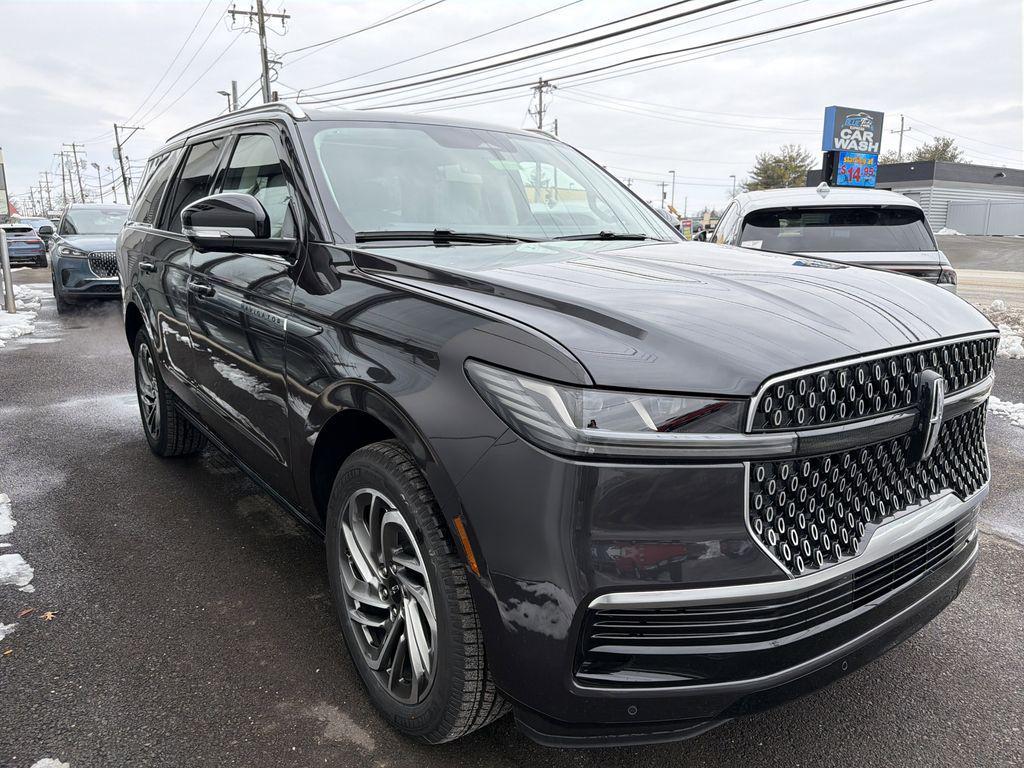 new 2025 Lincoln Navigator car, priced at $103,840