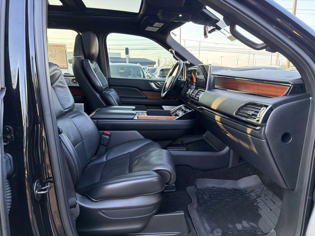 used 2019 Lincoln Navigator L car, priced at $29,890