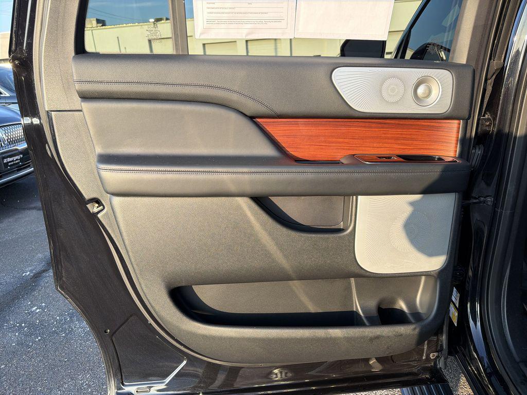 used 2019 Lincoln Navigator L car, priced at $29,890