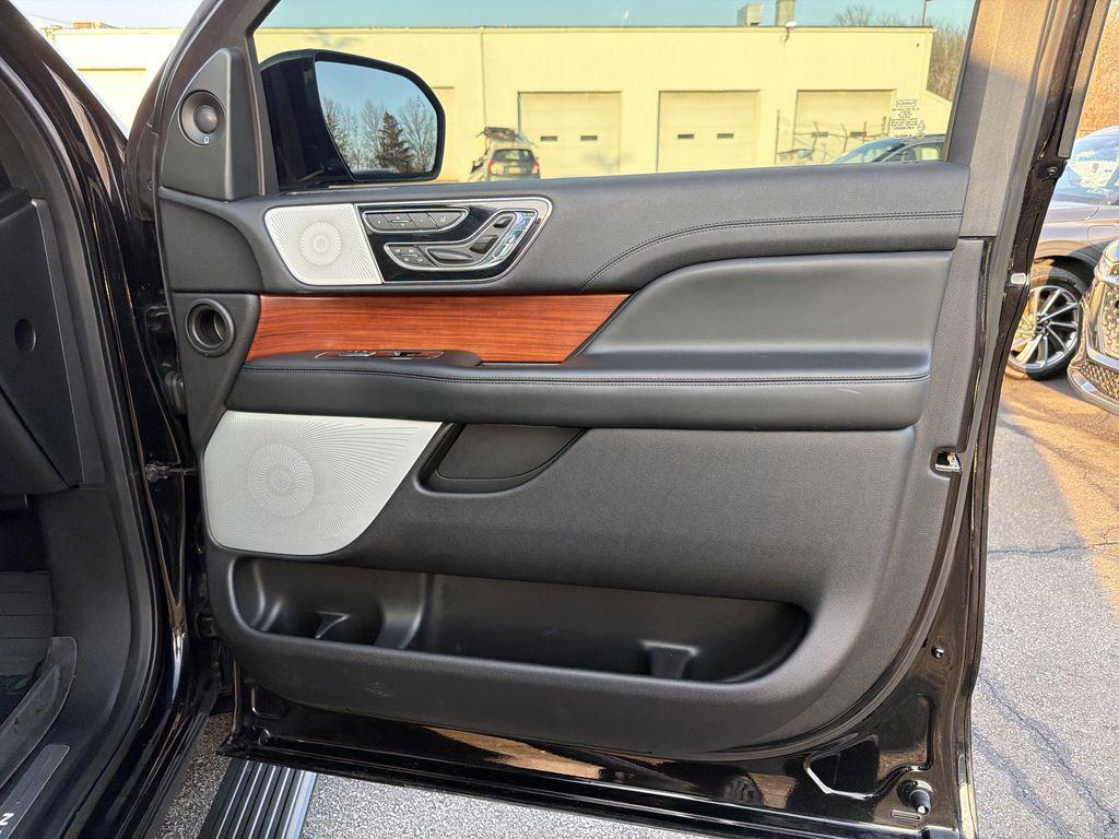 used 2019 Lincoln Navigator L car, priced at $29,890