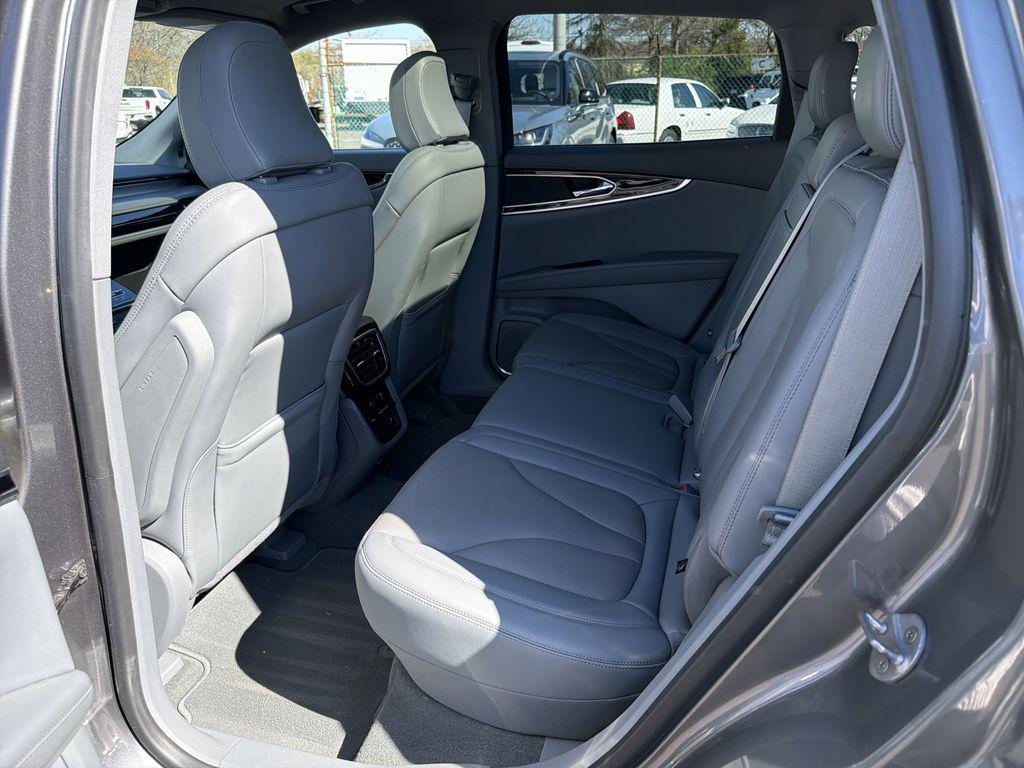 used 2022 Lincoln Nautilus car, priced at $34,380
