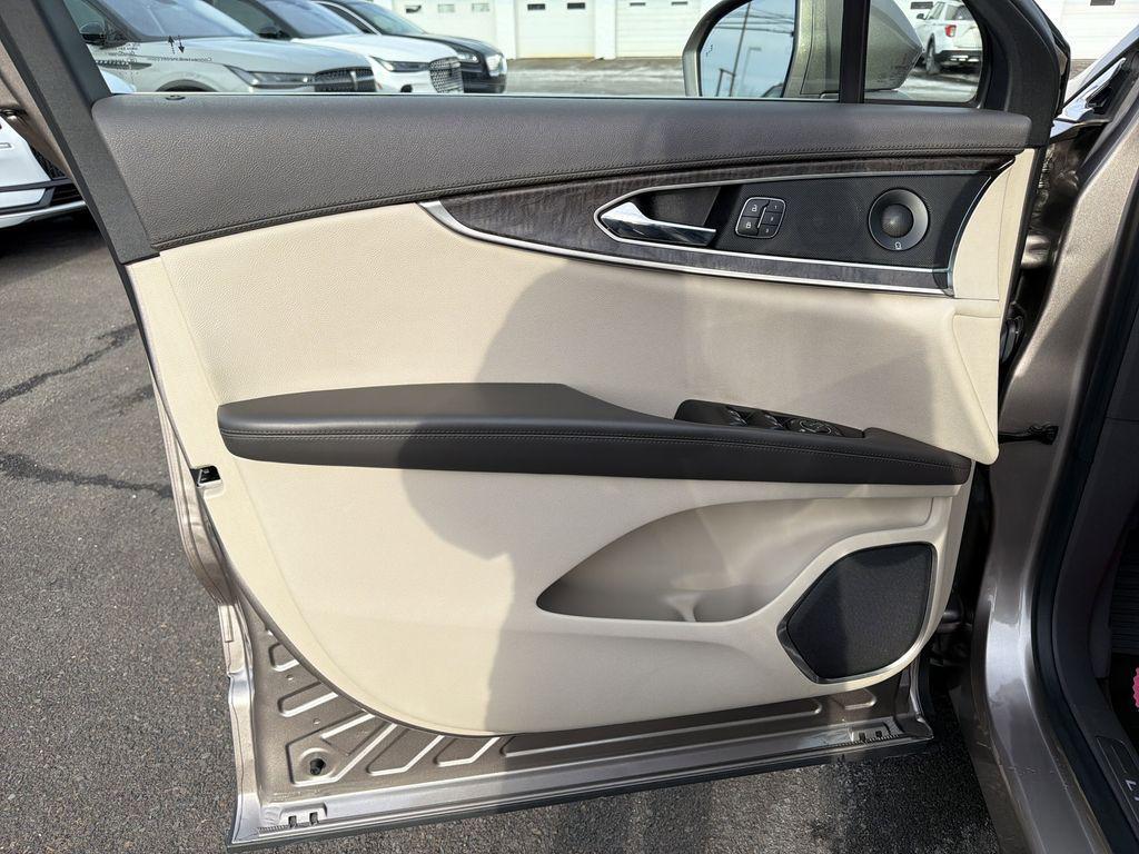 used 2020 Lincoln Nautilus car, priced at $25,890