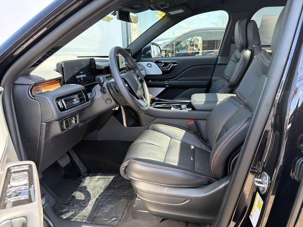 new 2026 Lincoln Aviator car, priced at $90,075