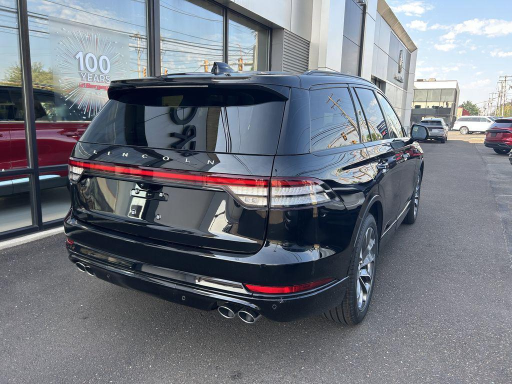 new 2025 Lincoln Aviator car, priced at $59,960