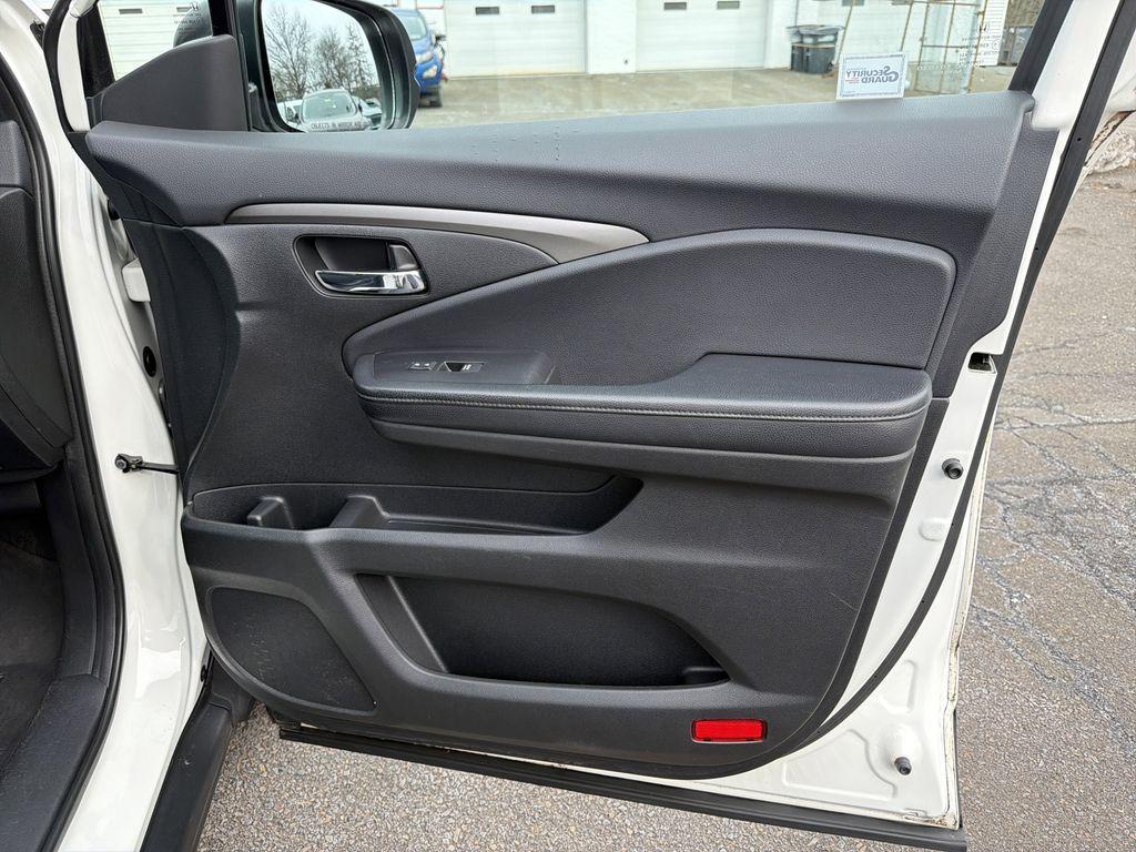 used 2018 Honda Pilot car, priced at $18,890