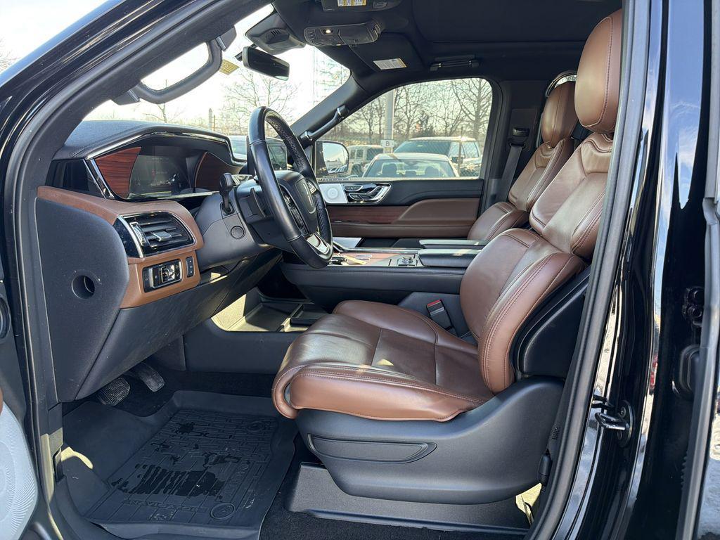 used 2023 Lincoln Navigator car, priced at $62,890
