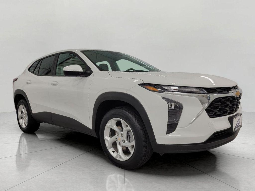 used 2024 Chevrolet Trax car, priced at $18,882