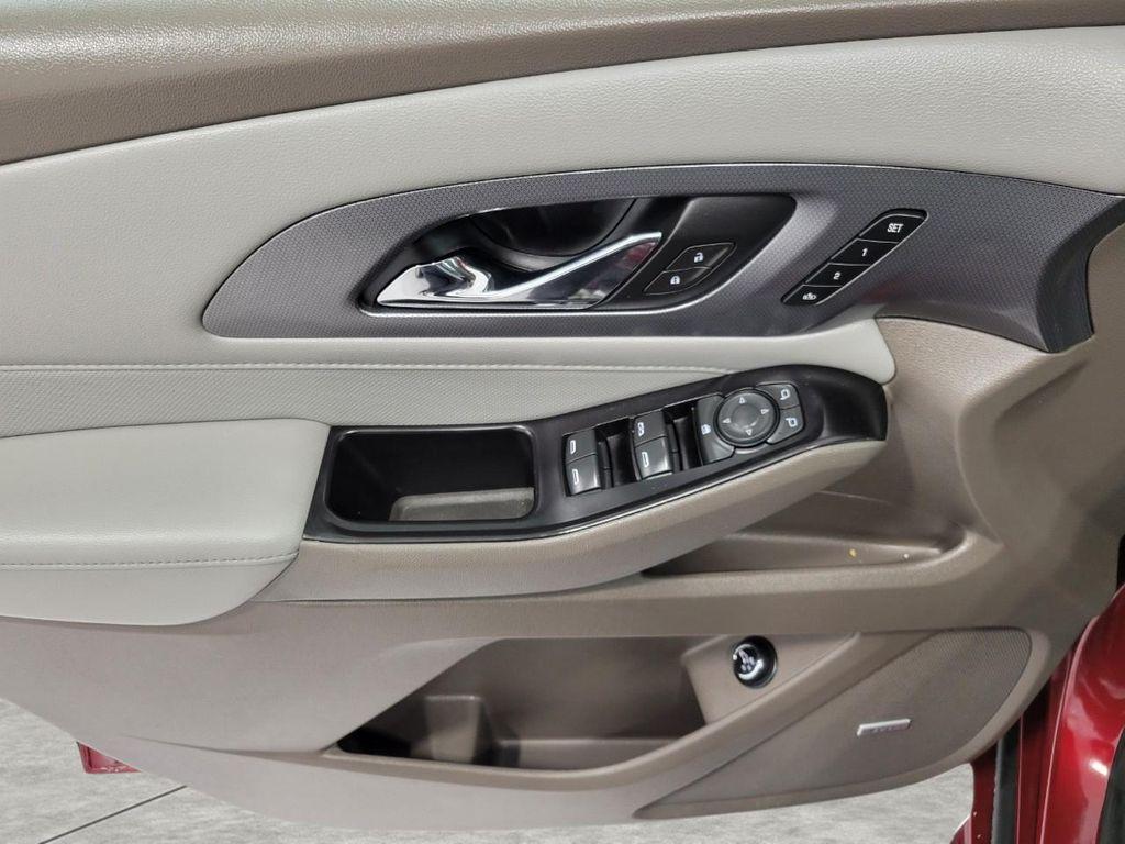 used 2019 Chevrolet Traverse car, priced at $25,196
