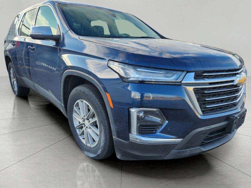 used 2023 Chevrolet Traverse car, priced at $29,319