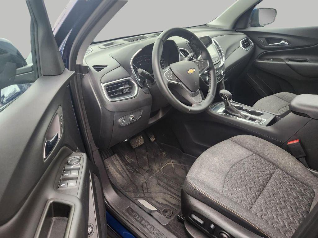 used 2023 Chevrolet Equinox car, priced at $19,524