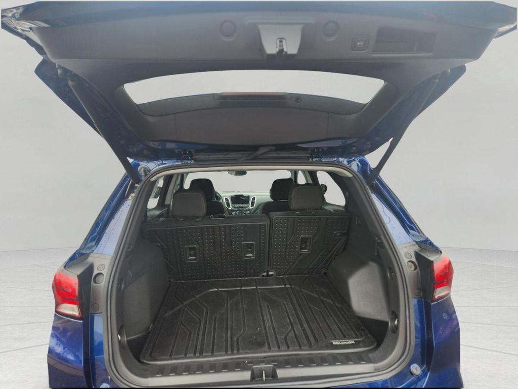 used 2023 Chevrolet Equinox car, priced at $19,524