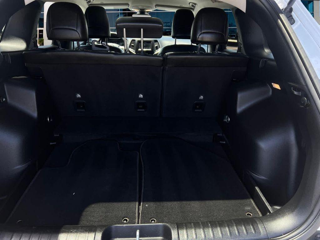 used 2021 Jeep Cherokee car, priced at $19,988