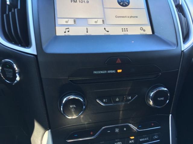 used 2017 Ford Edge car