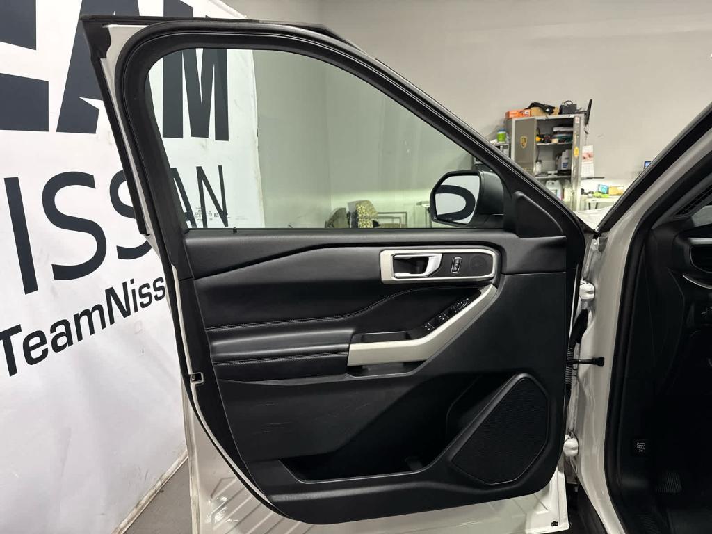 used 2022 Ford Explorer car, priced at $28,334