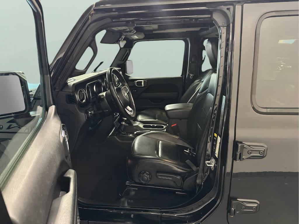 used 2021 Jeep Wrangler Unlimited car, priced at $27,117